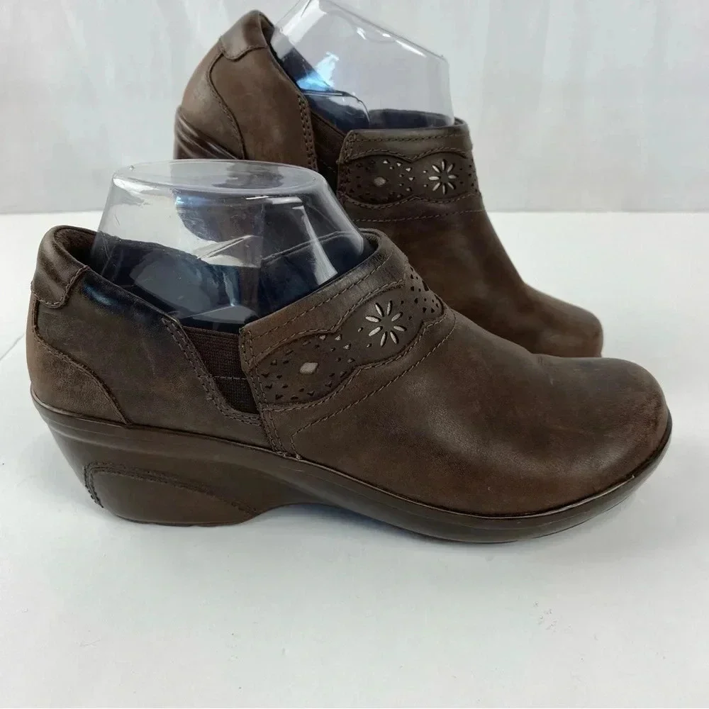 Clarks Womens 6.5 Brown Leather Marion Helen Booties Ankle Boots